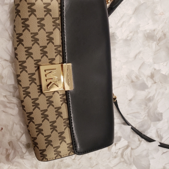 Michael Kors Bags Mk Jade Extrasmall Logo And Leather Crossbody Bag